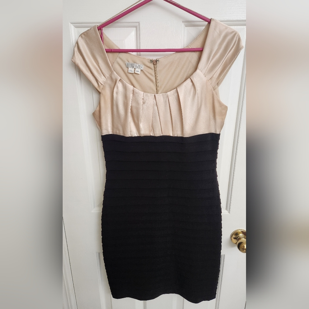 London Times Champagne and Black Bodycon Bandage Dress